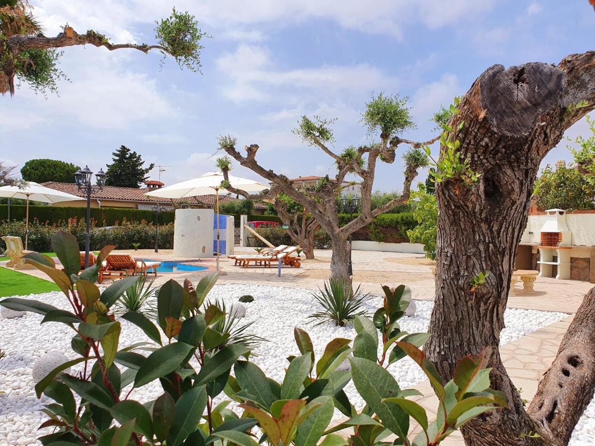 New Holiday House "Casa Mialina" With Private Pool, 300M To Beach Cambrils Bagian luar foto