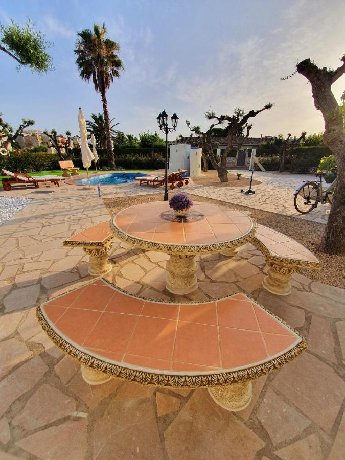 New Holiday House "Casa Mialina" With Private Pool, 300M To Beach Cambrils Bagian luar foto