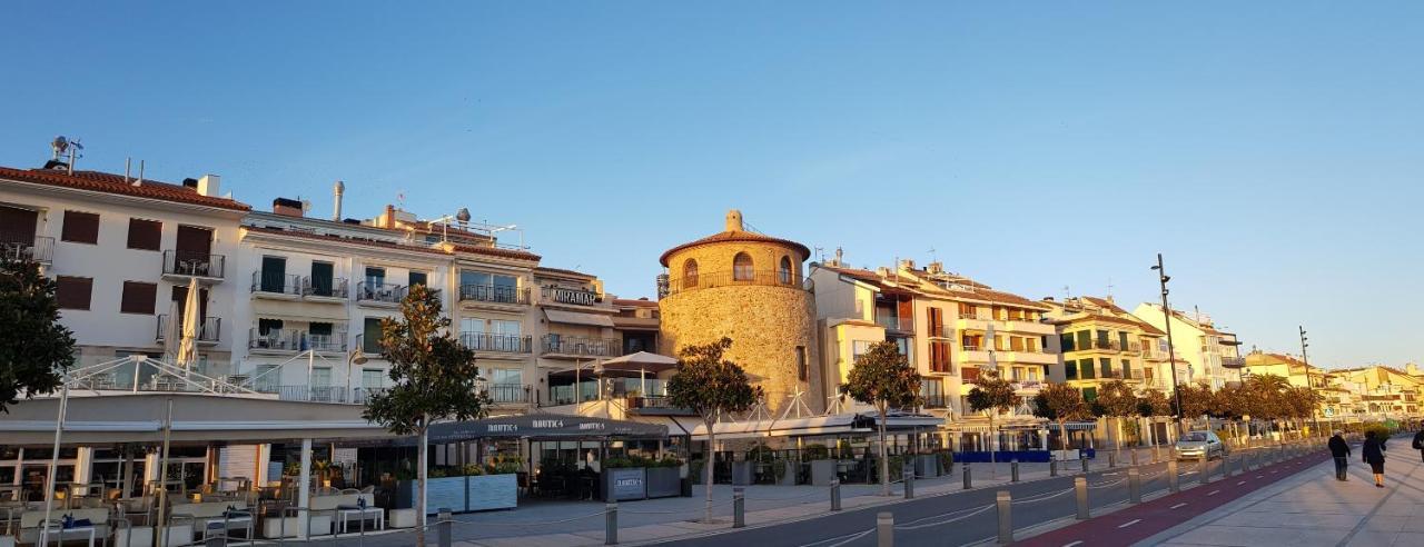 New Holiday House "Casa Mialina" With Private Pool, 300M To Beach Cambrils Bagian luar foto