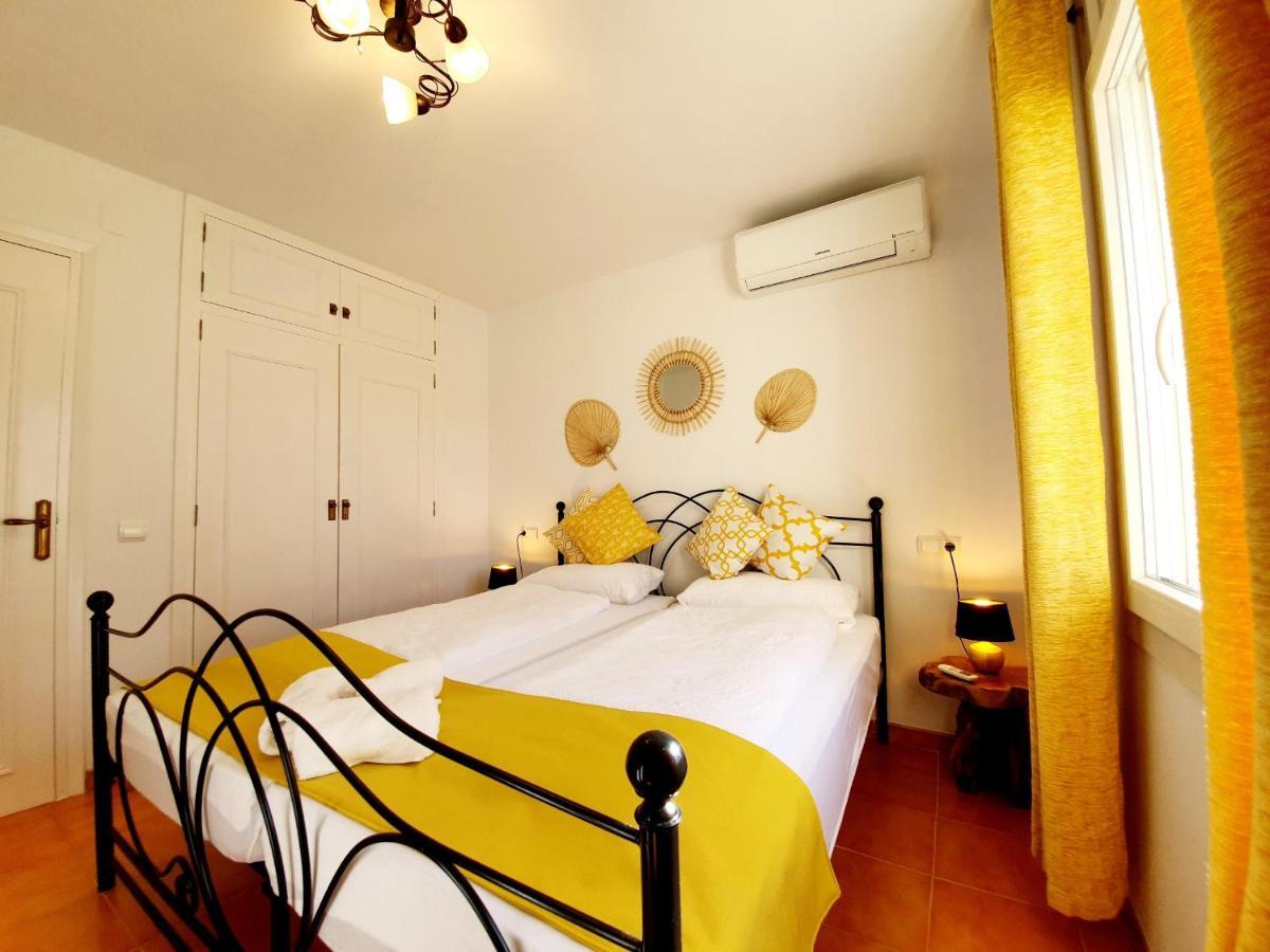 New Holiday House "Casa Mialina" With Private Pool, 300M To Beach Cambrils Bagian luar foto